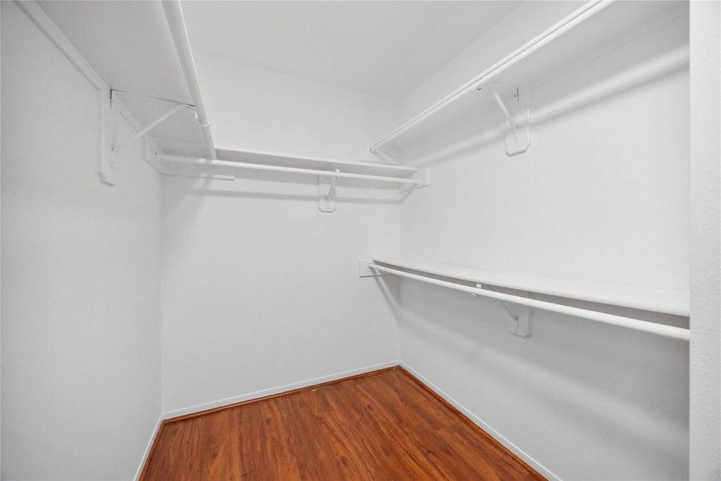 16710 Cheshire Place Drive - Photo 19