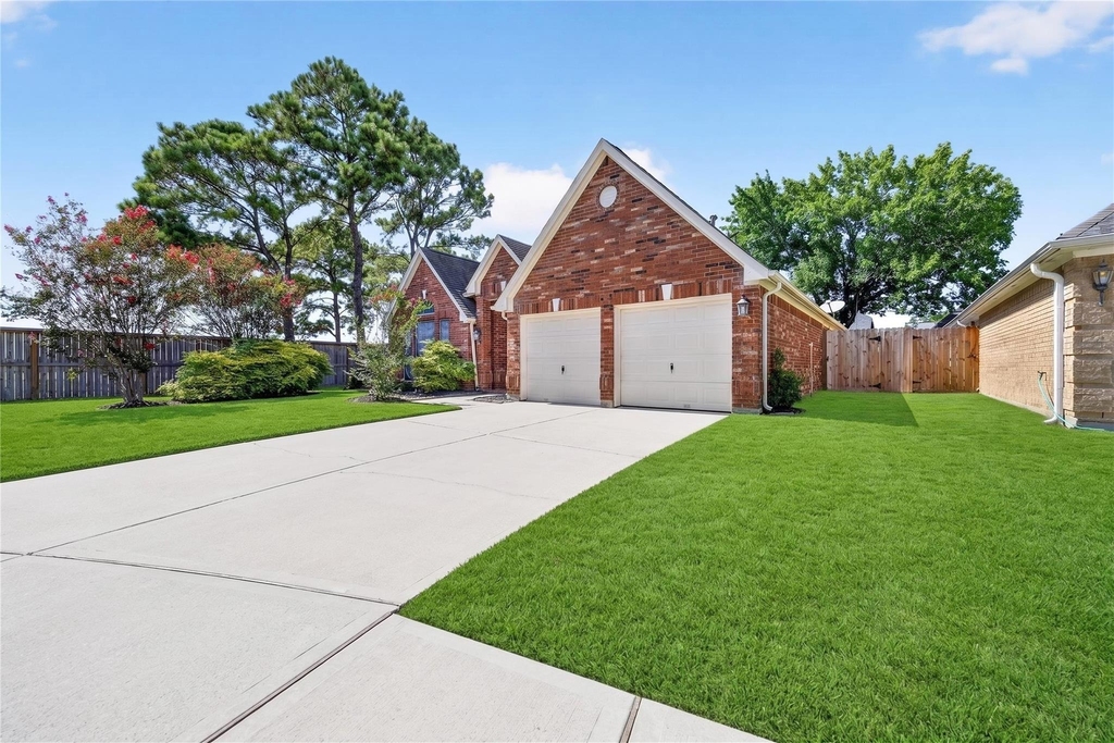 17414 Erin Way Court - Photo 5