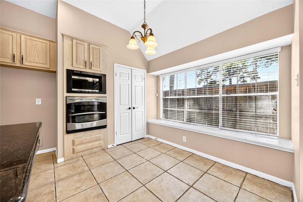 17414 Erin Way Court - Photo 25