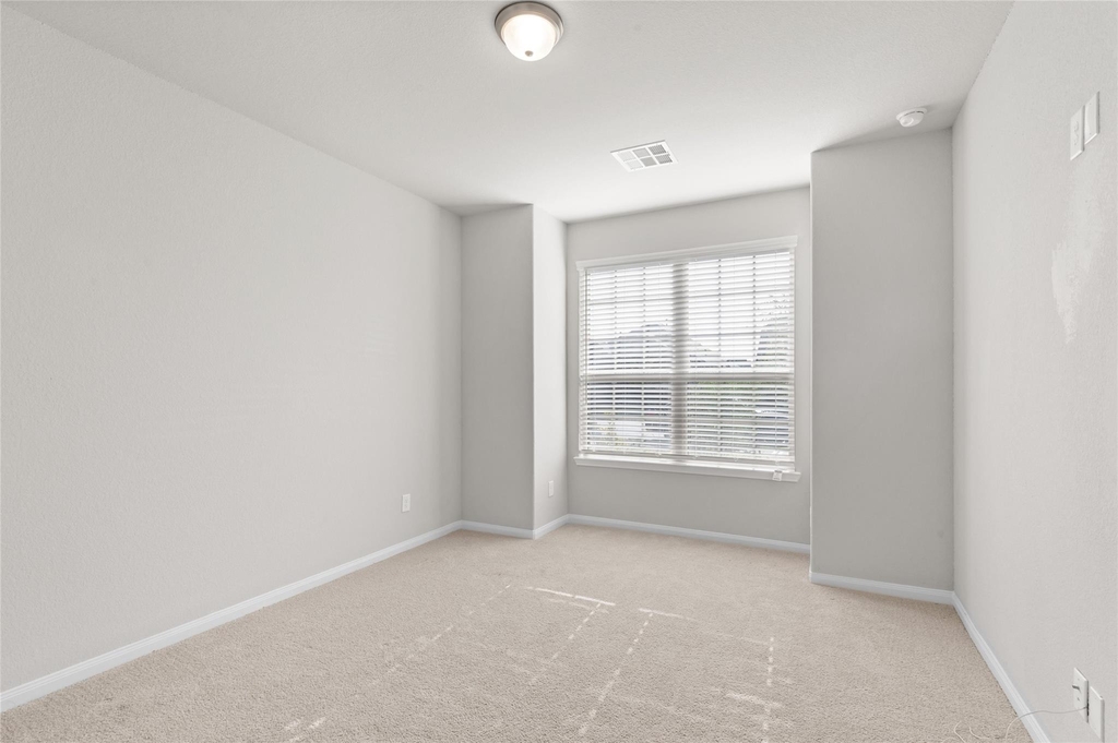 29650 Kynndal Shore Drive - Photo 19