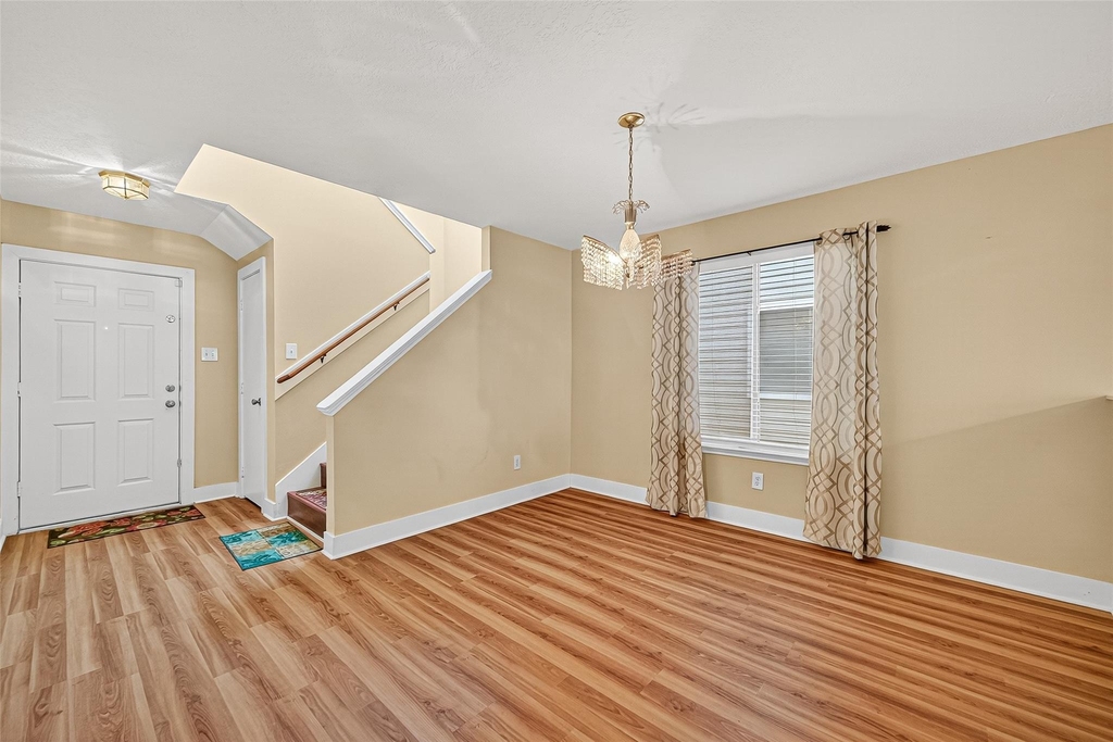 15859 E Park Court - Photo 2