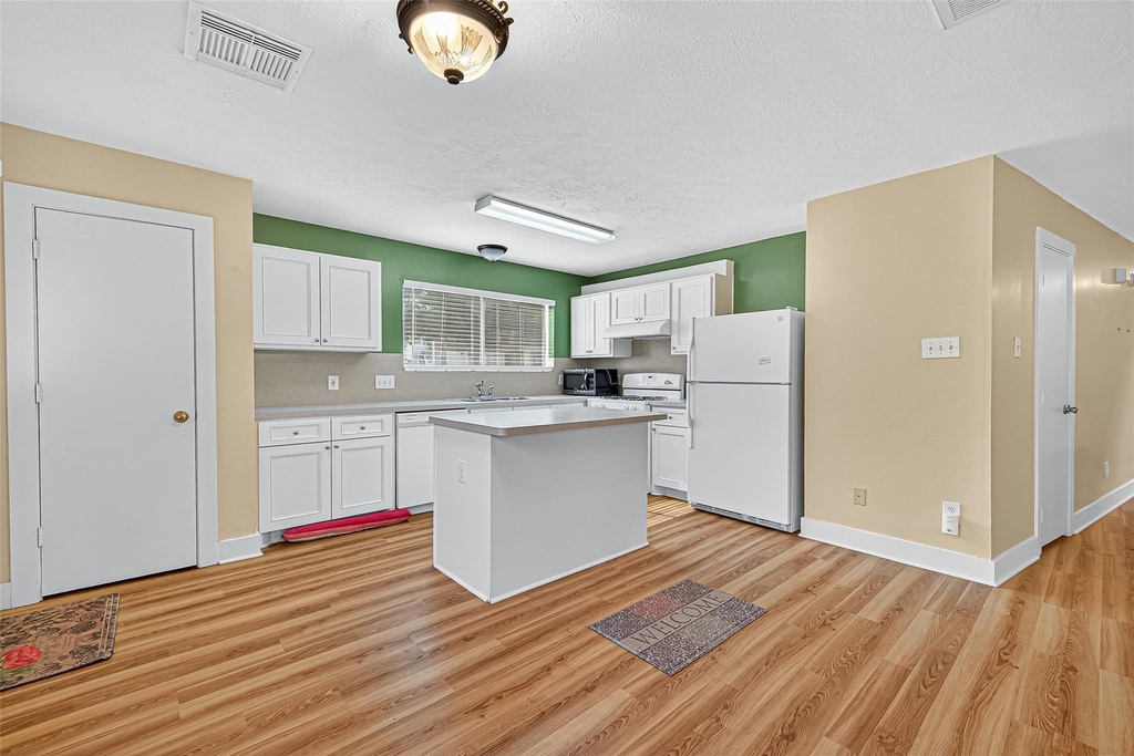 15859 E Park Court - Photo 5