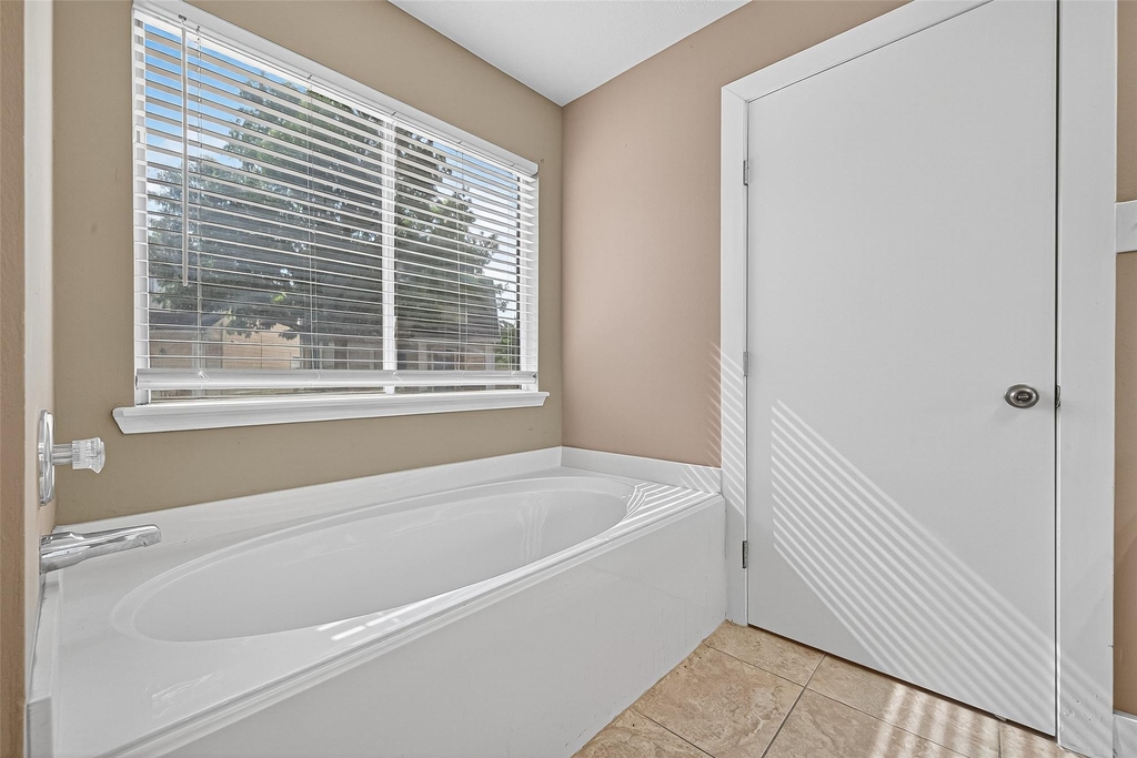 15859 E Park Court - Photo 10