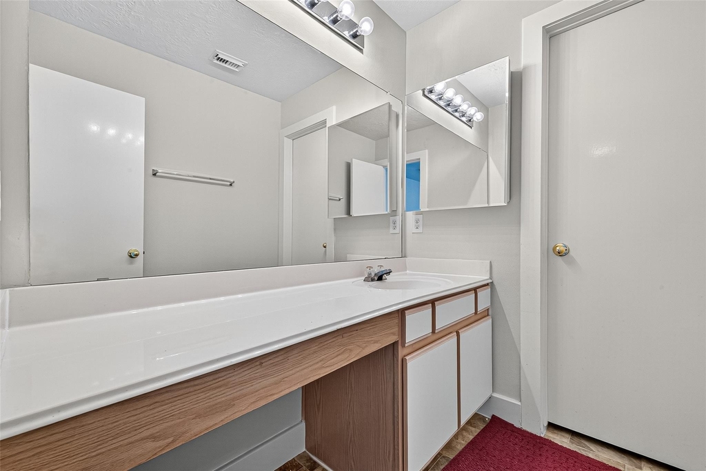15859 E Park Court - Photo 18