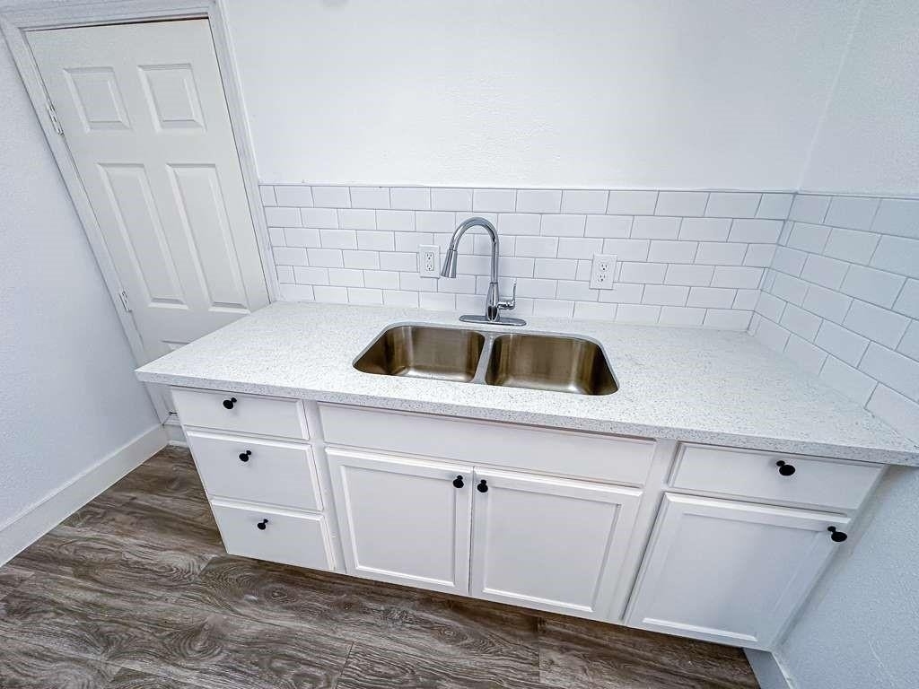 2555 Pierce Street - Photo 4