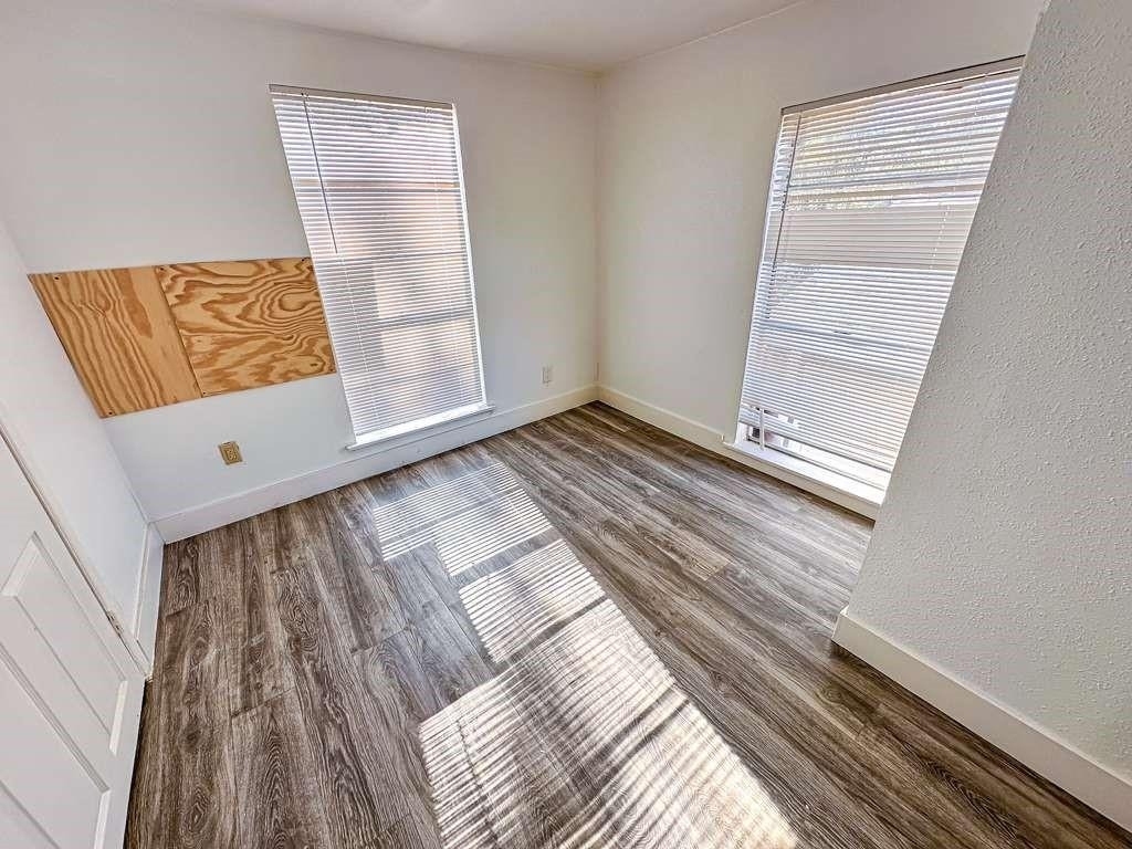 2555 Pierce Street - Photo 3
