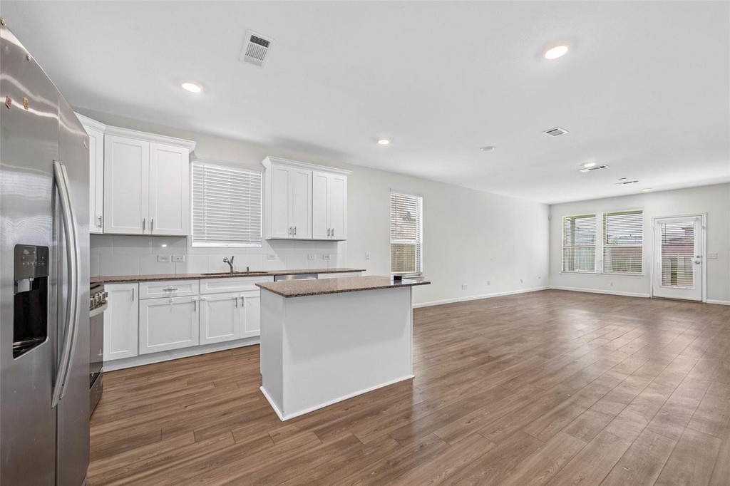 8111 Star Terrace Drive - Photo 5