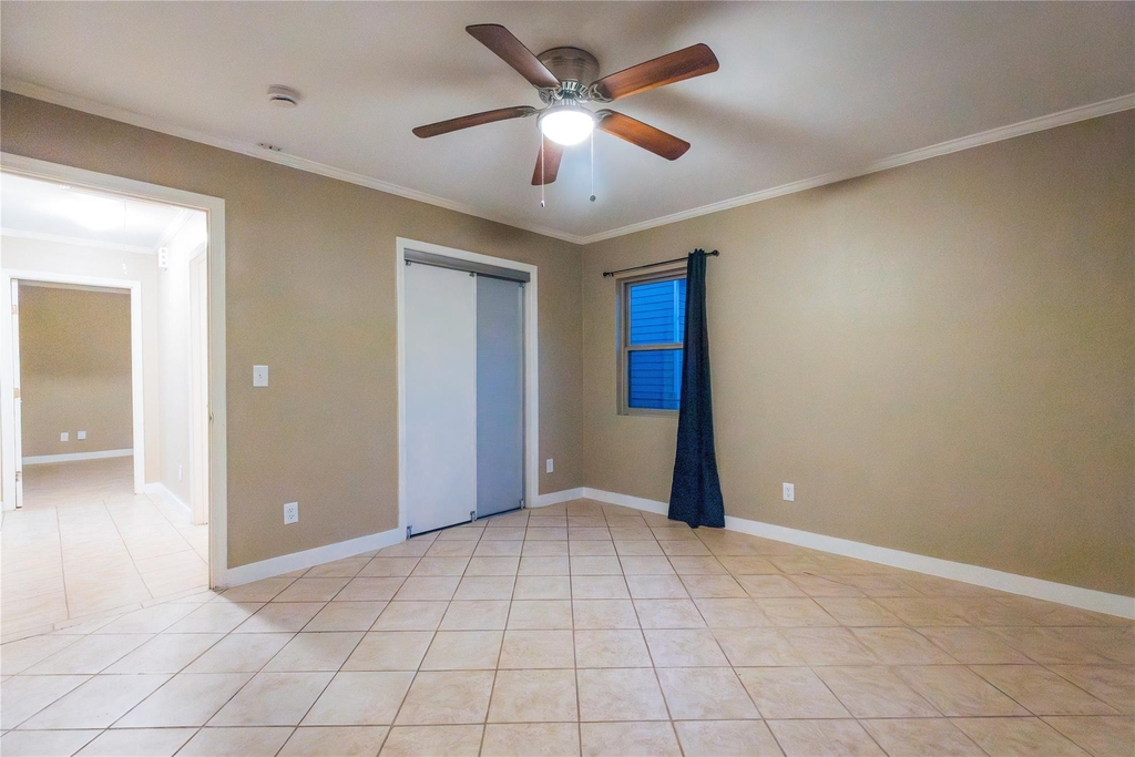 5617 Schutz Street - Photo 16