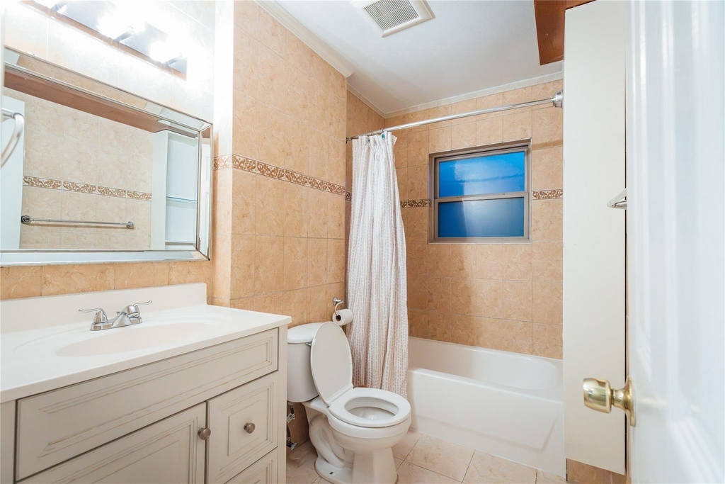 5617 Schutz Street - Photo 14