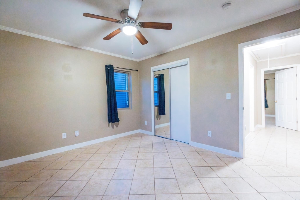 5617 Schutz Street - Photo 13