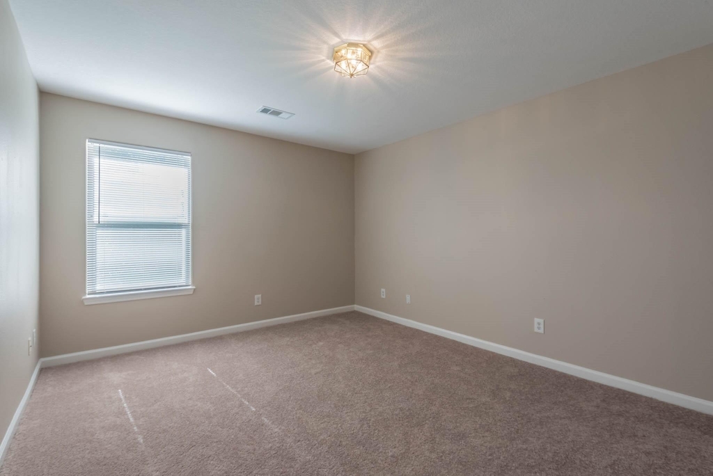 10203 Azalea Village - Photo 8