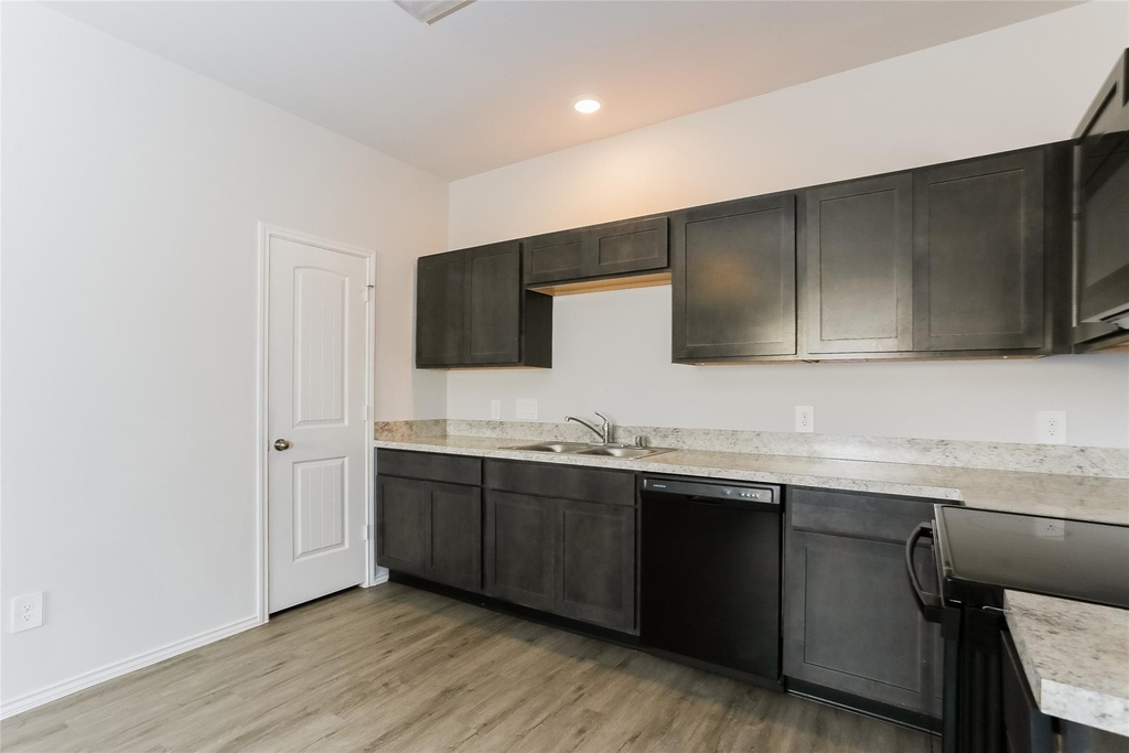 2707 Bouvardia Way - Photo 2