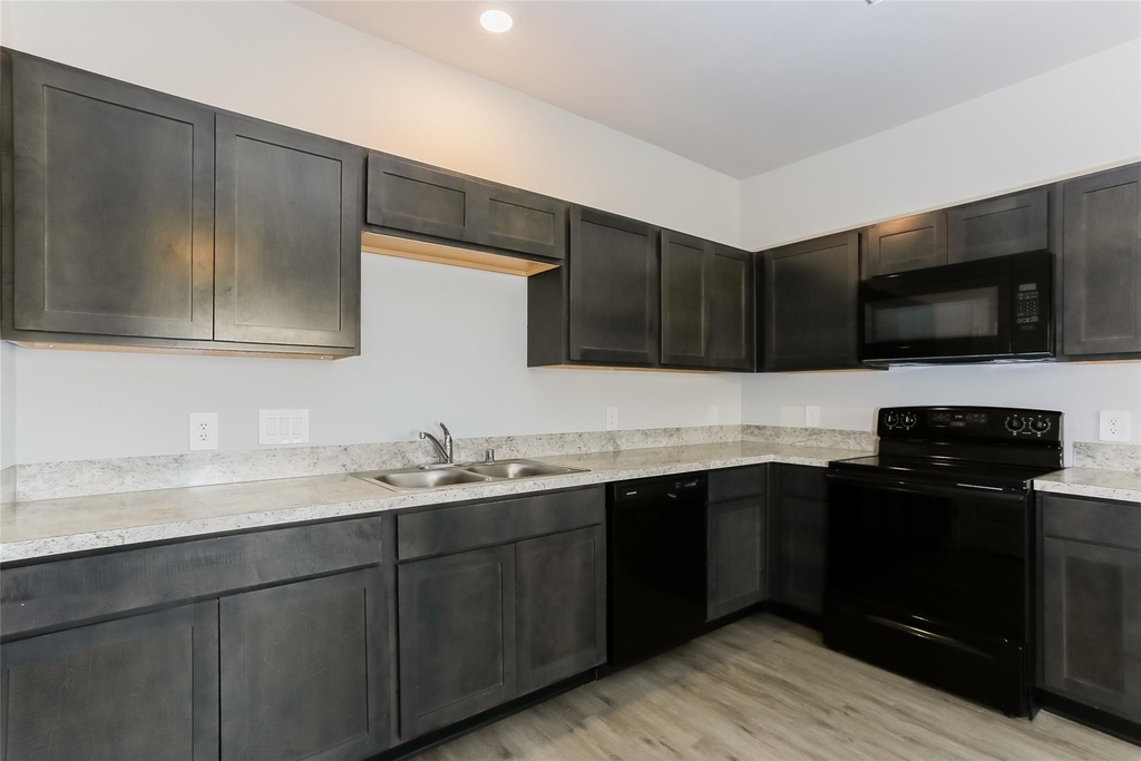 2707 Bouvardia Way - Photo 1