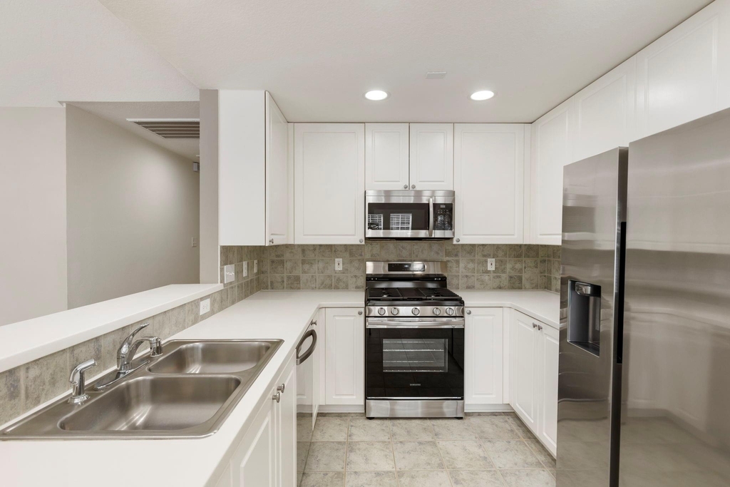67 Woodlily Place - Photo 4