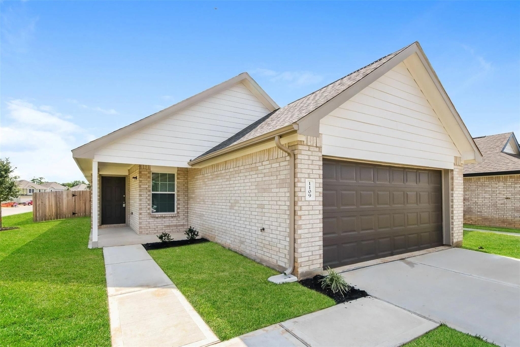 1109 Copal Trail - Photo 1