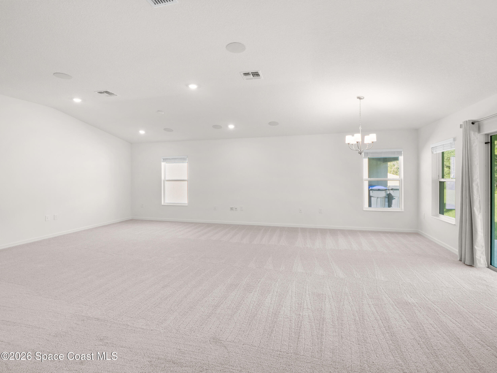 2192 Vinifera Drive - Photo 5
