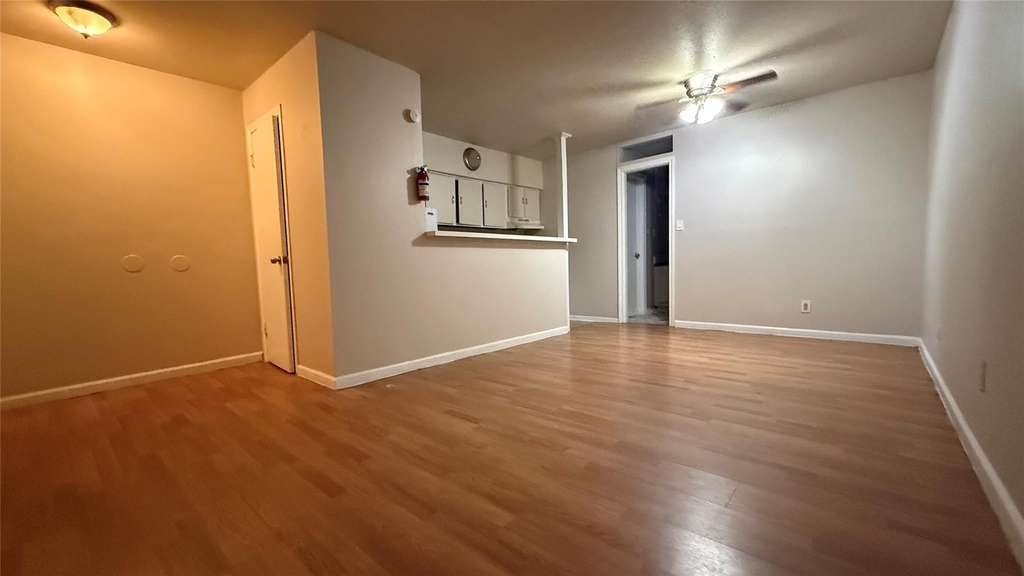 502 West Alabama Street - Photo 4