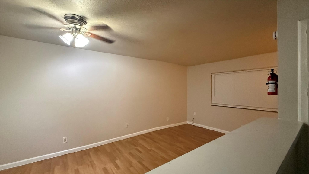 502 West Alabama Street - Photo 11