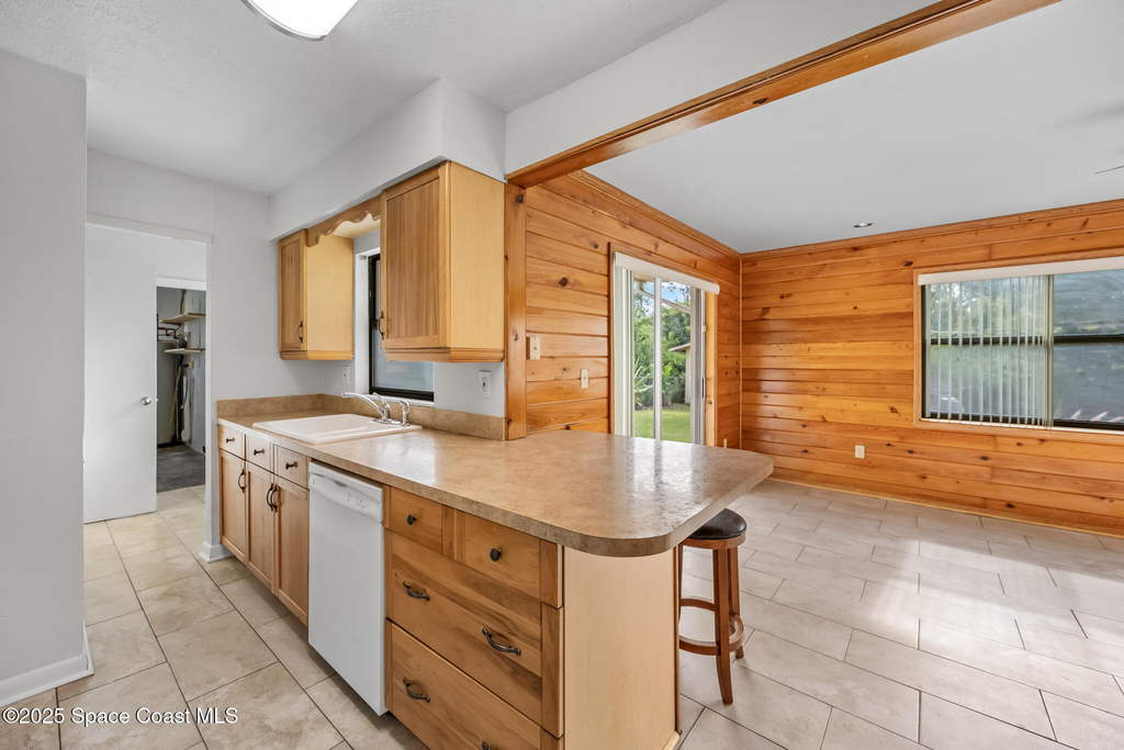 623 Hillcrest Avenue - Photo 11