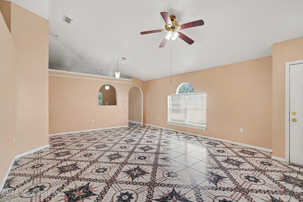 2781 Maderia Circle - Photo 4