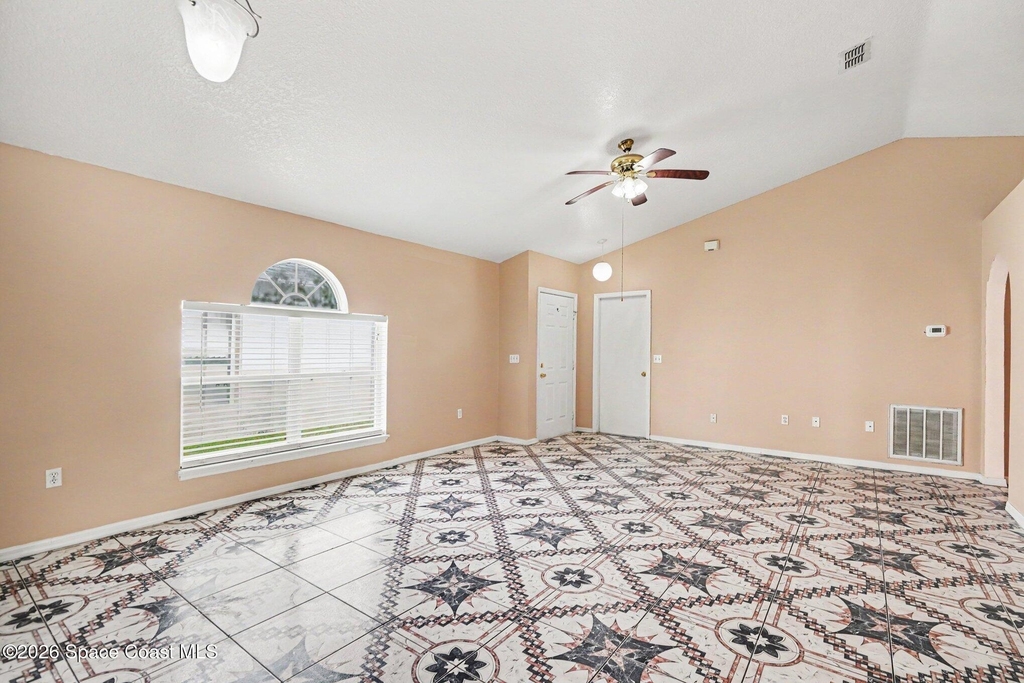 2781 Maderia Circle - Photo 6