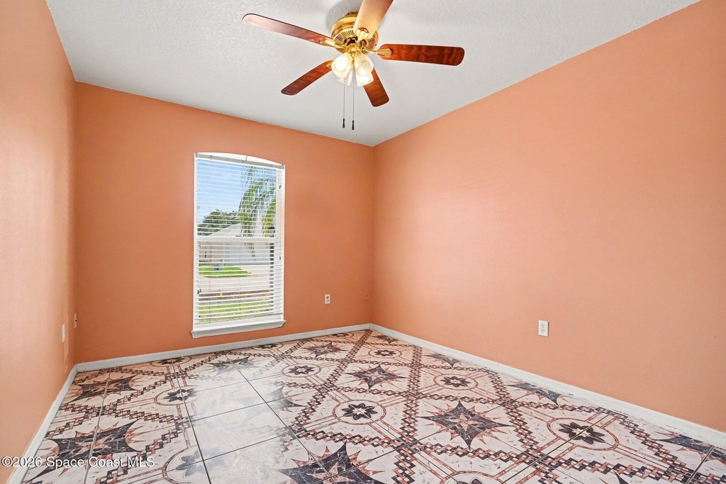 2781 Maderia Circle - Photo 12