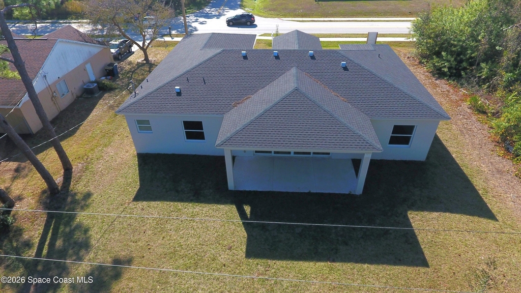 1043 Walden Boulevard Se - Photo 4