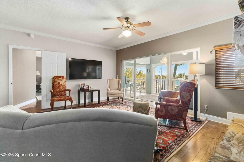 905 N Harbor City Boulevard - Photo 8