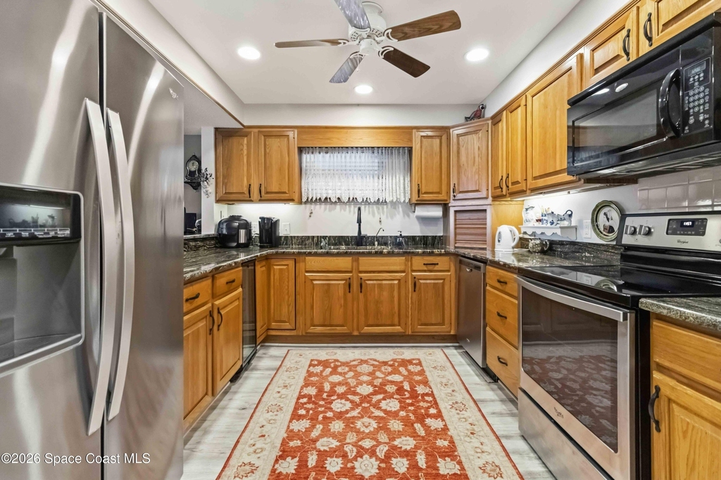 905 N Harbor City Boulevard - Photo 12