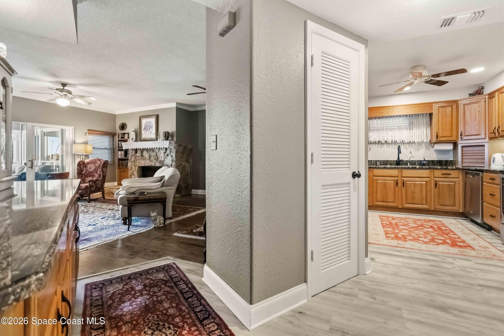 905 N Harbor City Boulevard - Photo 11