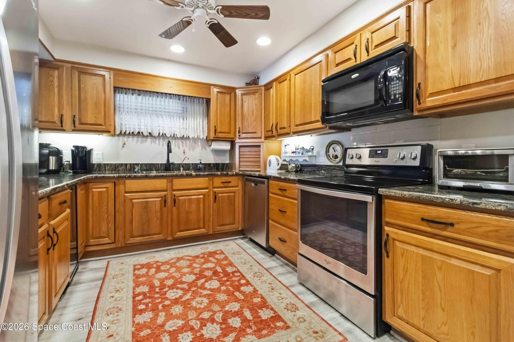 905 N Harbor City Boulevard - Photo 13