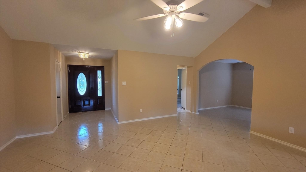 3335 Lakeland Gardens Drive - Photo 4