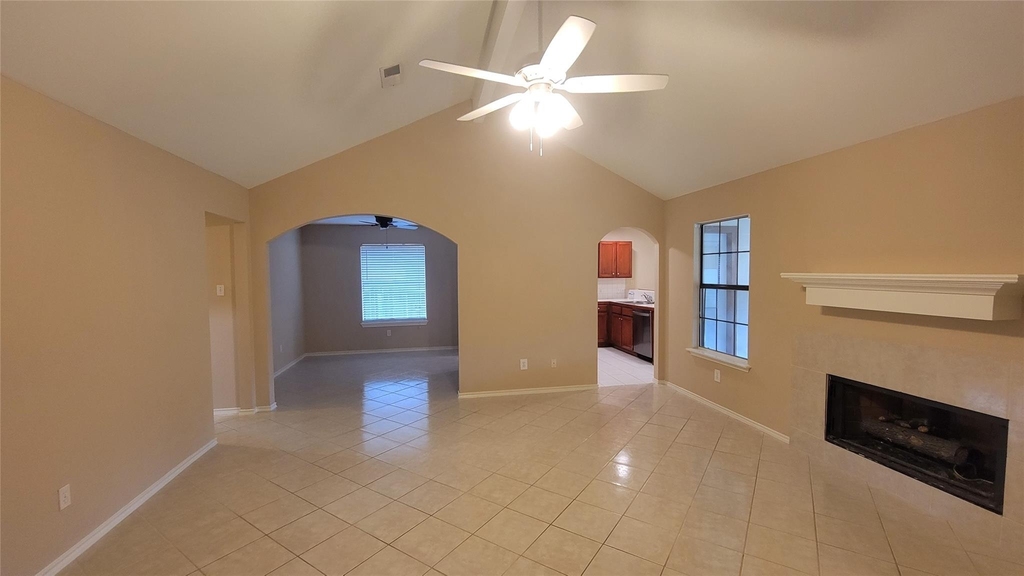 3335 Lakeland Gardens Drive - Photo 6