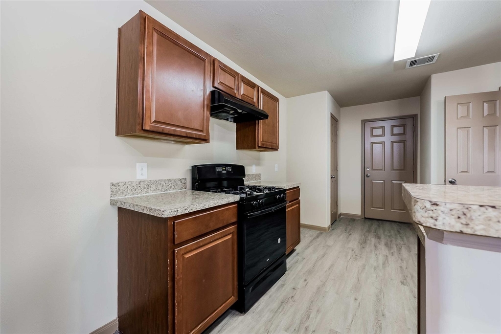 2434 Connors Path - Photo 2