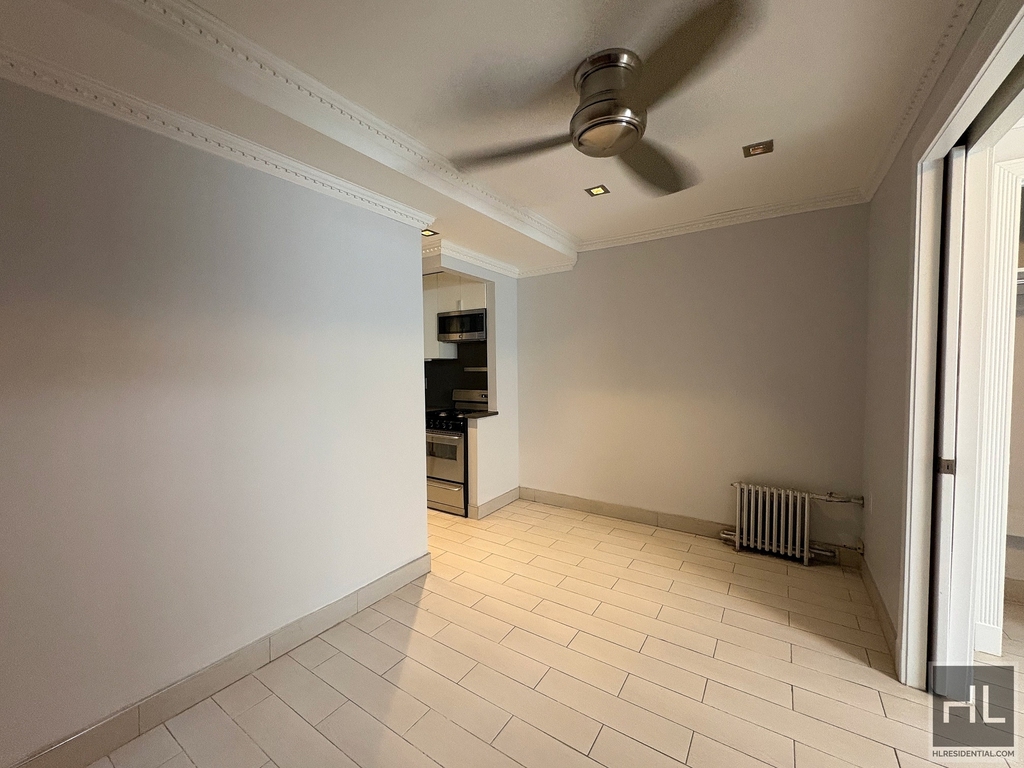 East 11th Street - Photo 1