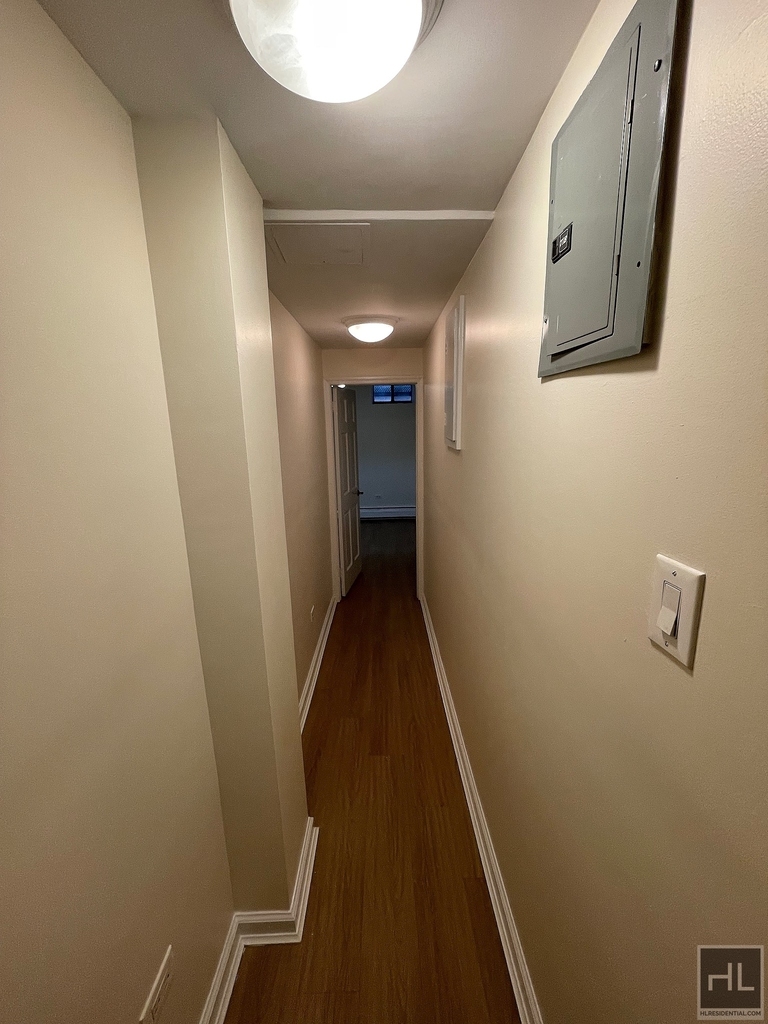 East 84 Street - Photo 10