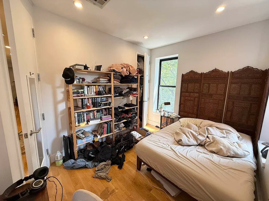 951 Prospect Place - Photo 12
