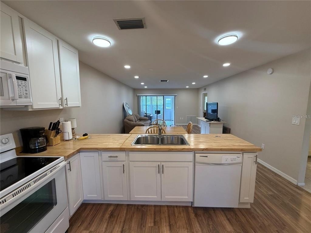 2130 Bancroft Place - Photo 7