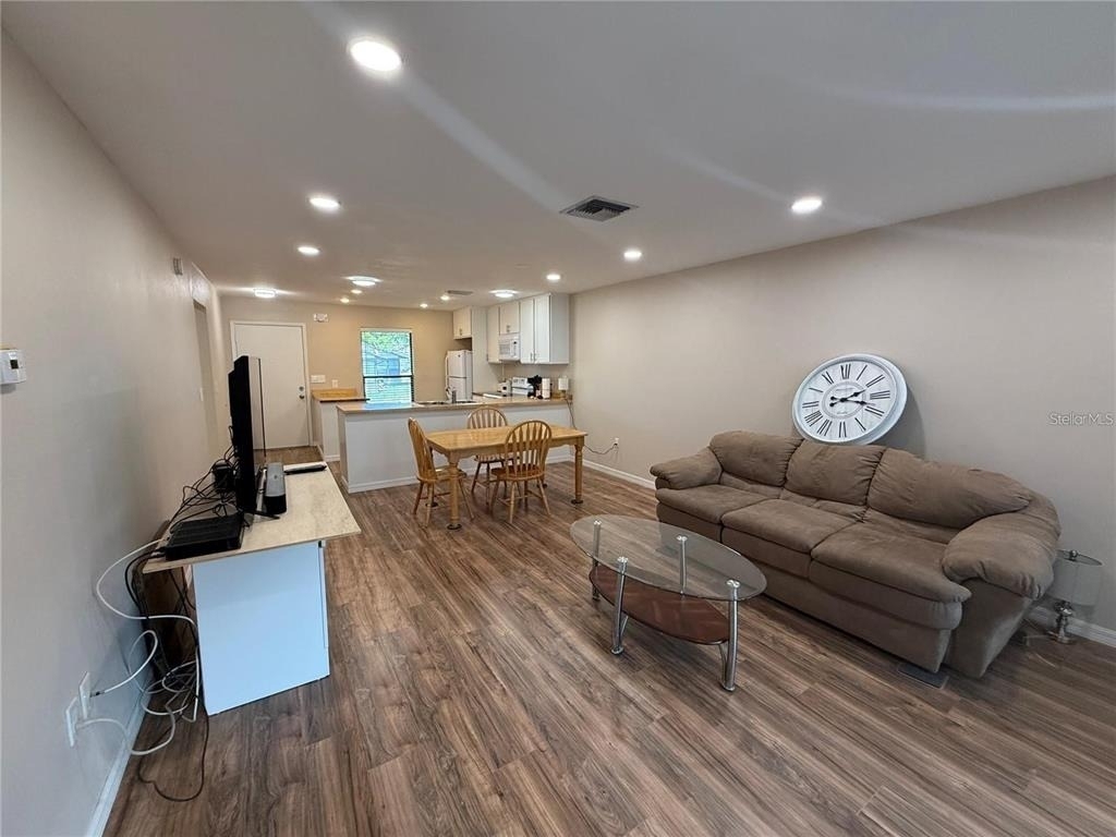 2130 Bancroft Place - Photo 10