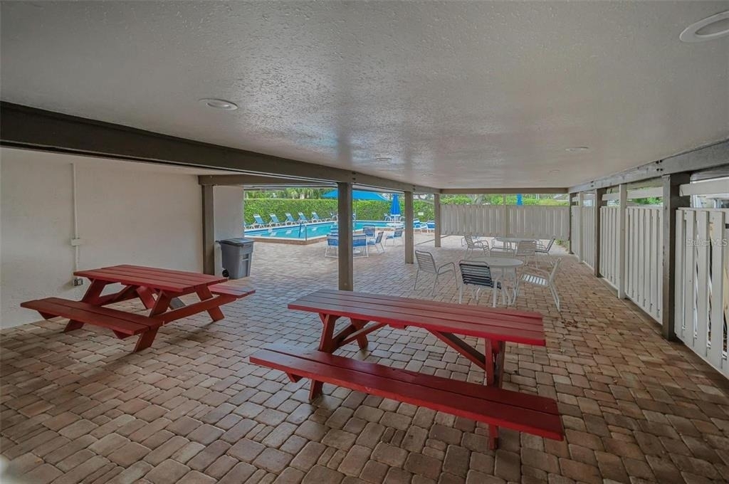 2130 Bancroft Place - Photo 29