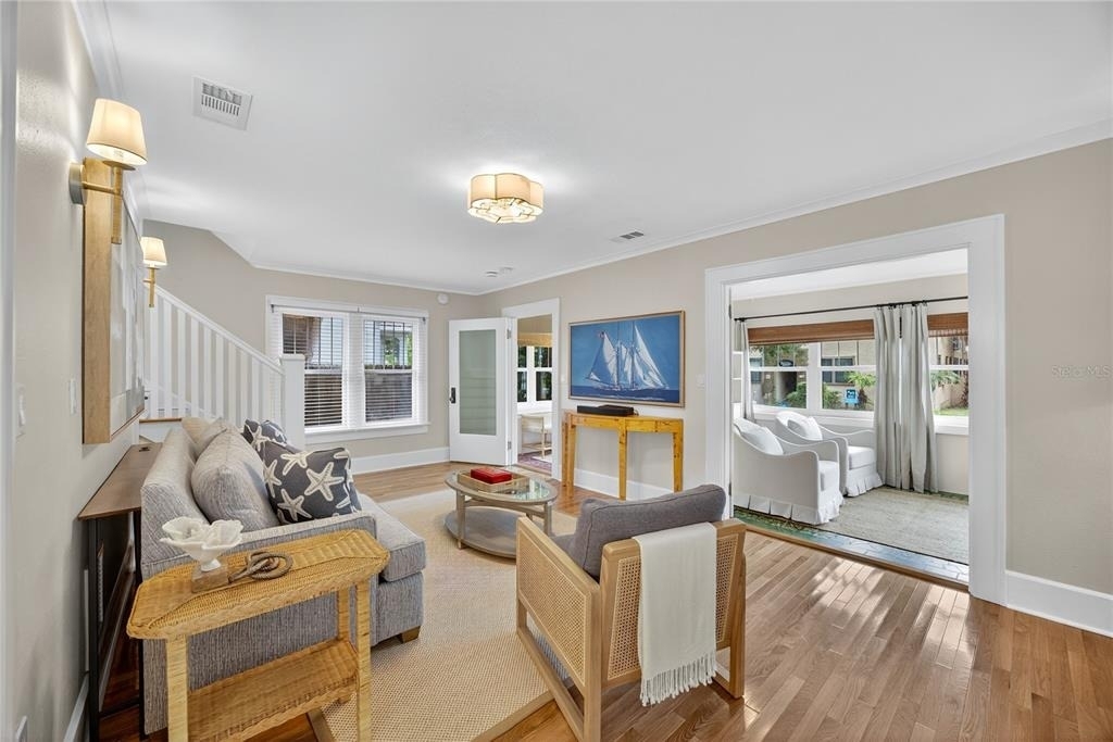 221 13th Avenue Ne - Photo 10