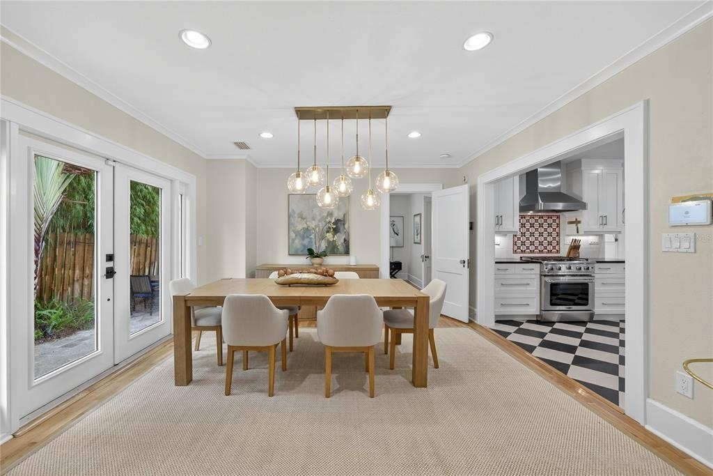 221 13th Avenue Ne - Photo 11