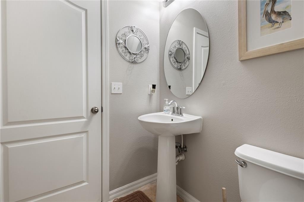 37678 Aaralyn Road - Photo 22
