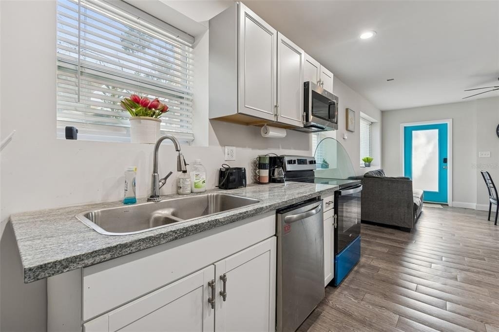 1006 E 26th Avenue - Photo 11