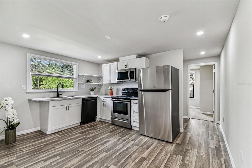 1006 E 26th Avenue - Photo 0