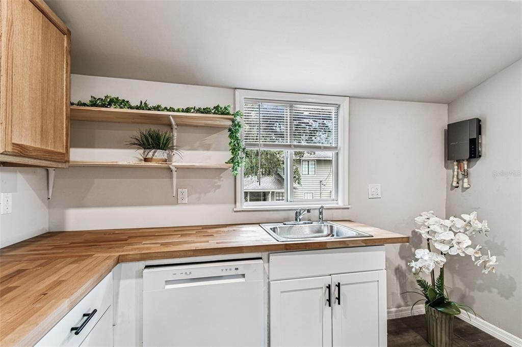 1006 E 26th Avenue - Photo 22