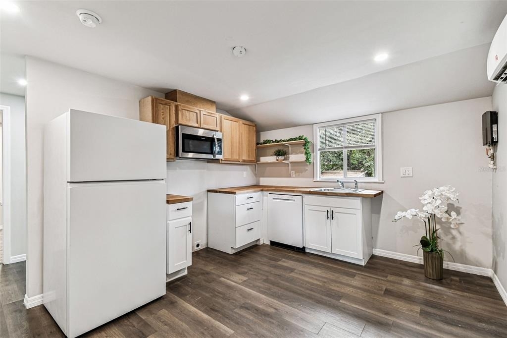 1006 E 26th Avenue - Photo 16