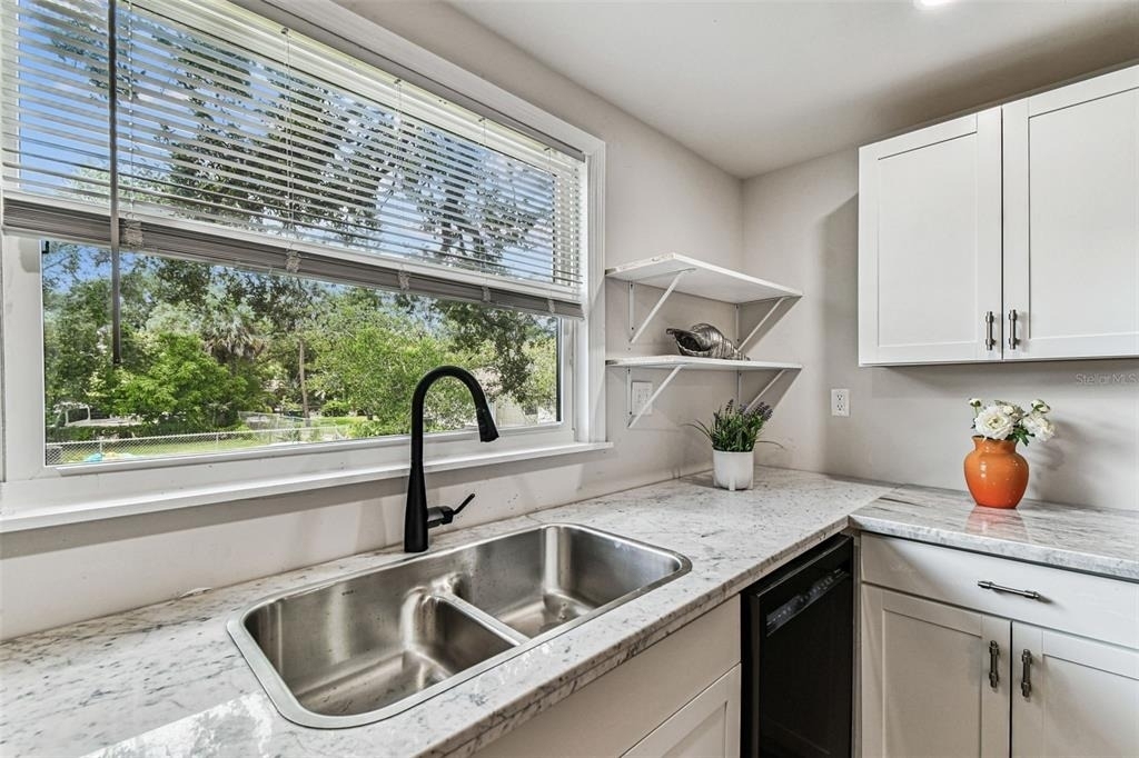 1006 E 26th Avenue - Photo 6