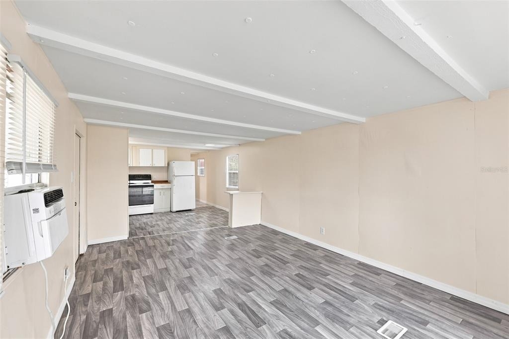 7130 Commons Boulevard - Photo 5
