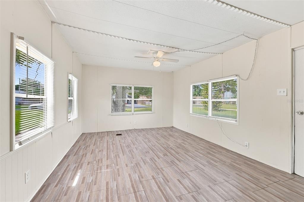 7205 Commons Boulevard - Photo 14